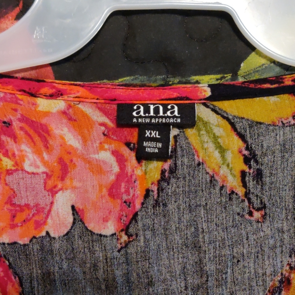 Blouse - Picture 3 of 3